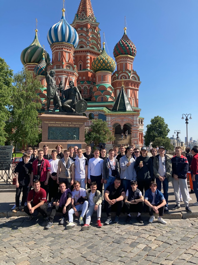 Поездка студентов-волонтеров в Москву