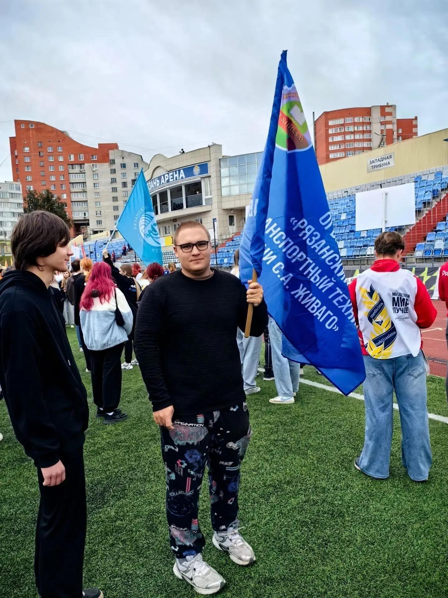  «Зарядка с чемпионом» на «Рязань Арене»: зарядились энергией и мотивацией! 